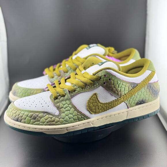 Nike SB Dunk Low Alexis Sablone Chameleon